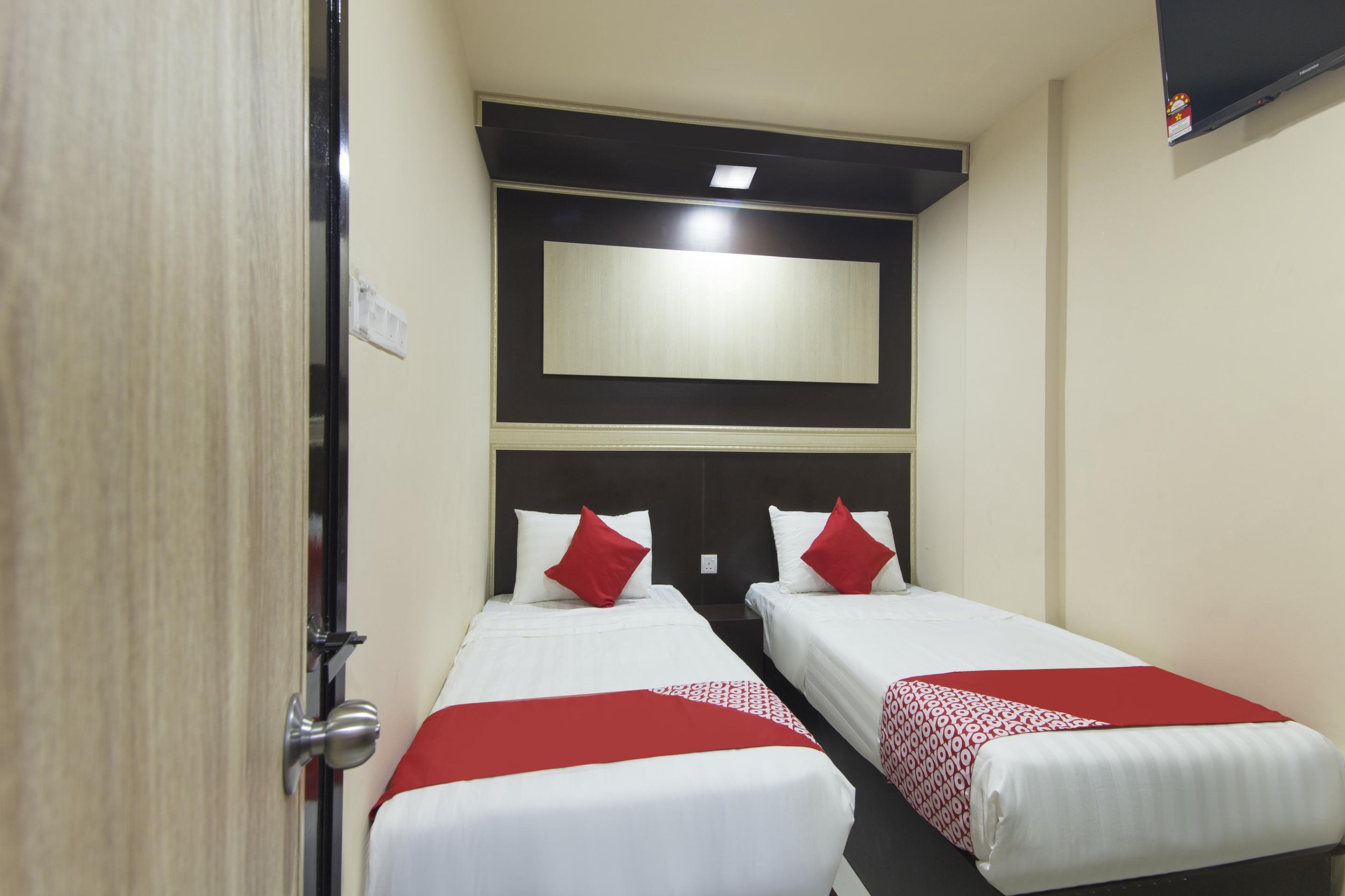Oyo 697 Niche Valley Hotel Kuala Lumpur Exterior photo