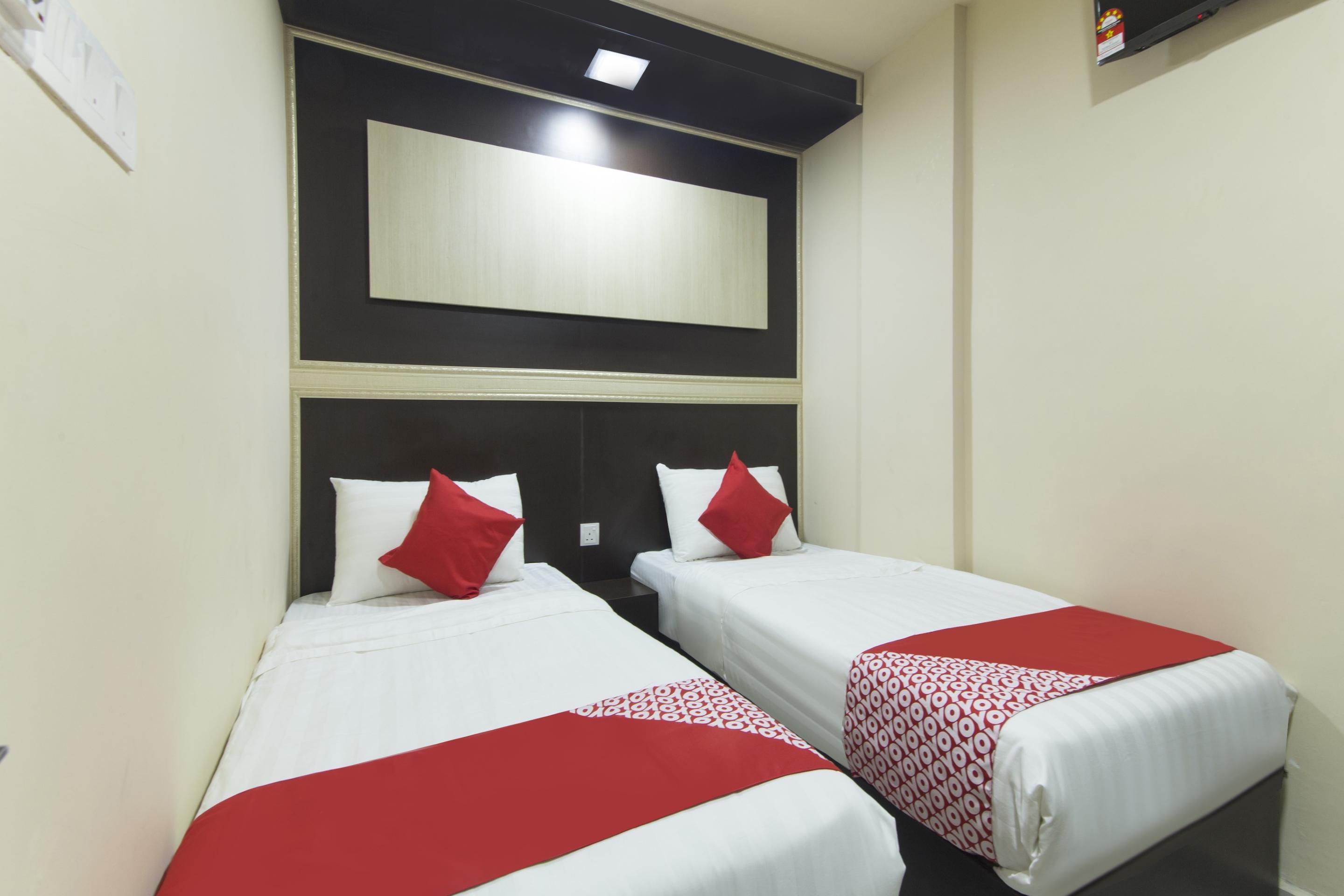 Oyo 697 Niche Valley Hotel Kuala Lumpur Exterior photo