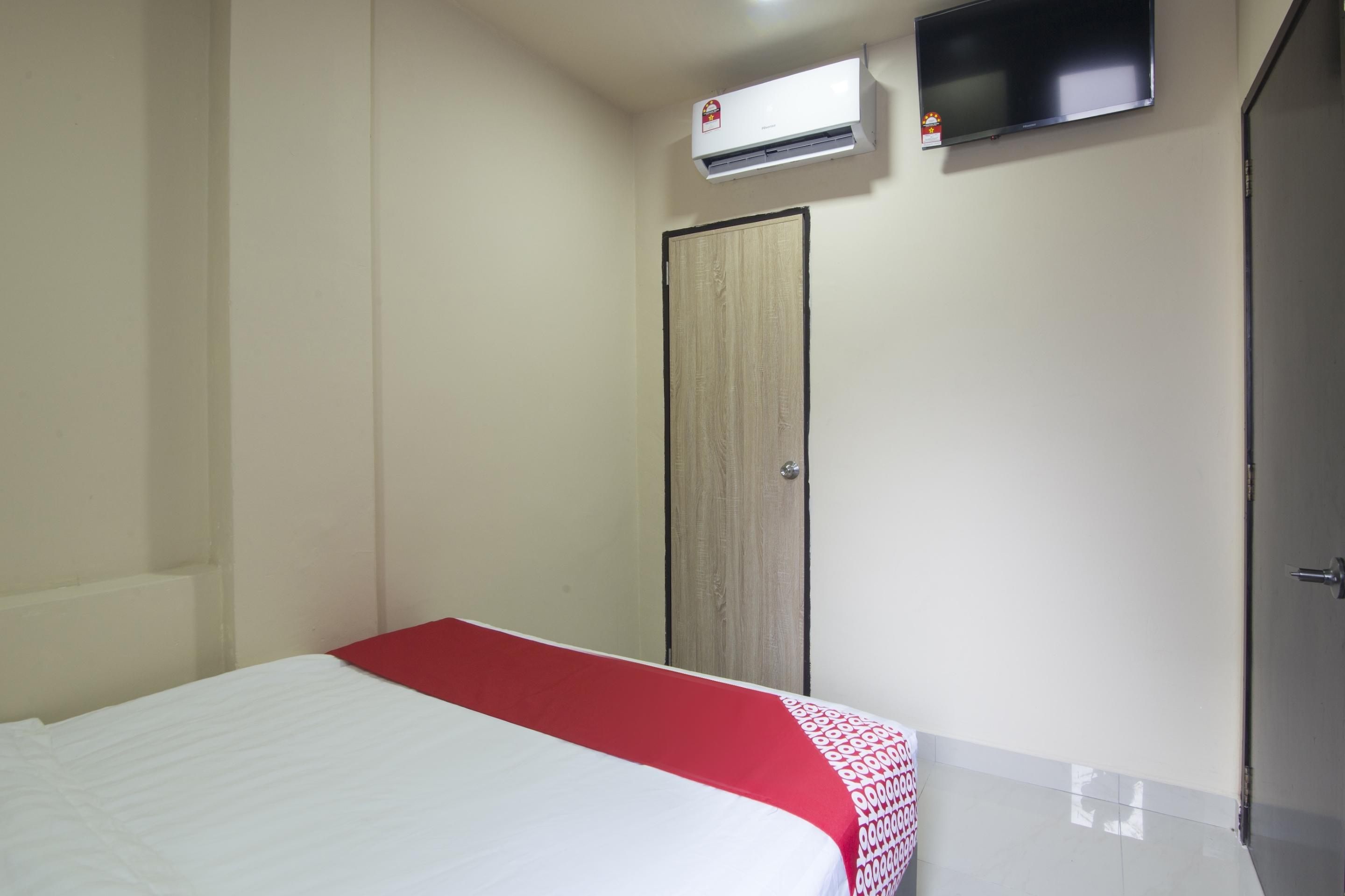 Oyo 697 Niche Valley Hotel Kuala Lumpur Exterior photo